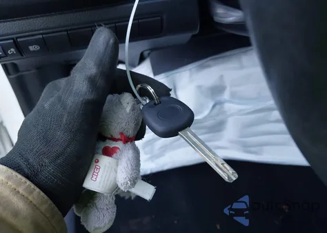 2021 Toyota Corolla Le from USA, damaged, VIN 5YFEPMAE2MP149234